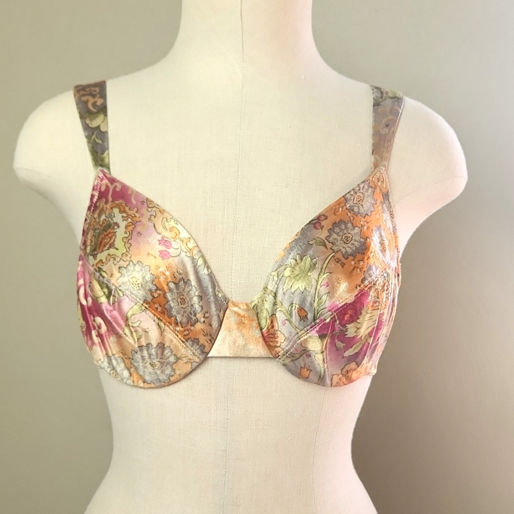 Vintage Victoria's Secret underwire satin bra - floral sexy baroque print 36B